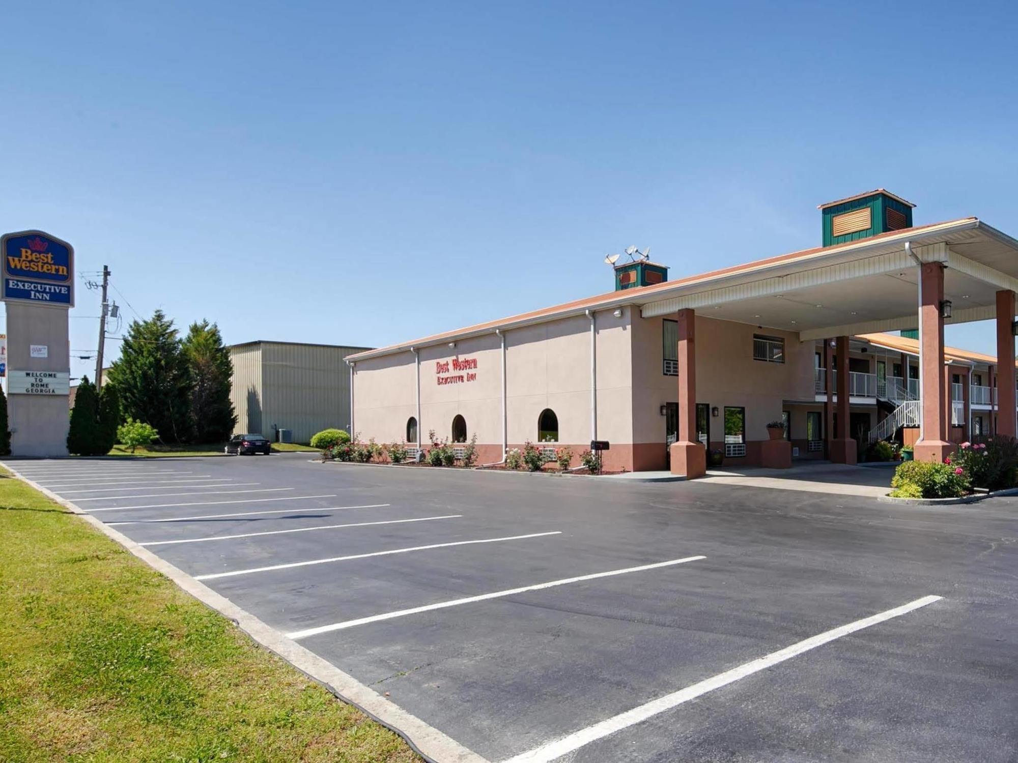 Red Roof Inn & Suites Roma Exterior foto